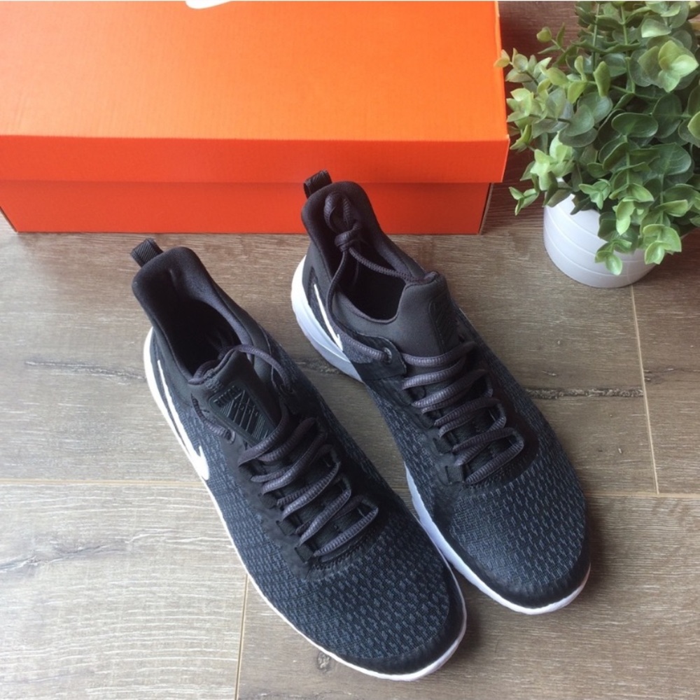 Nike Rival - Picture 2 of 3